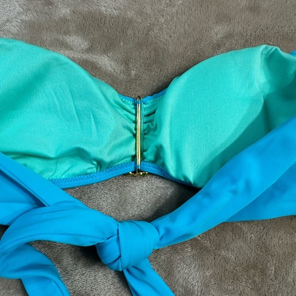 Victoria's  Secret Jeweled Center Turquoise Blue Bandeau Bikini Top Size Medium - Picture 3 of 6